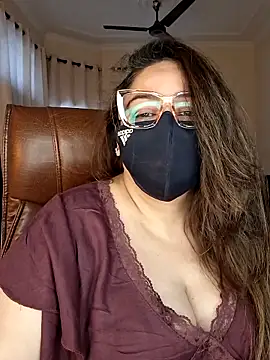 SEXY-Sardarni online show from April 25, 7:55 am