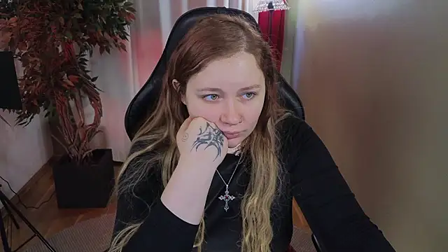 carolina elf online show from February 4, 6:49 am