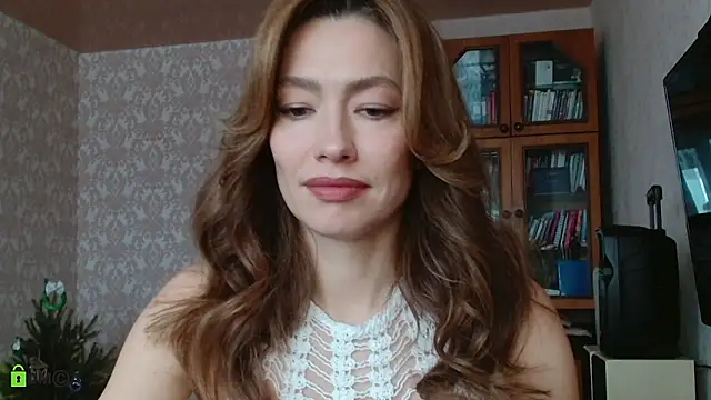 alicia spicy online show from January 8, 8:18 am