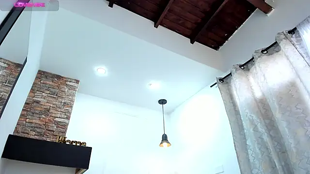  AlejaCruz  online show from September 20, 9:13 pm