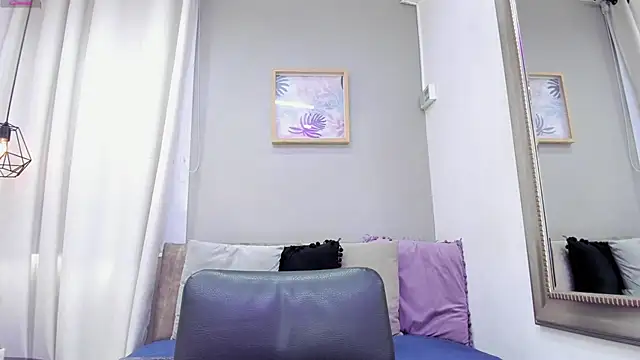  AlejaCruz  online show from September 27, 7:21 pm