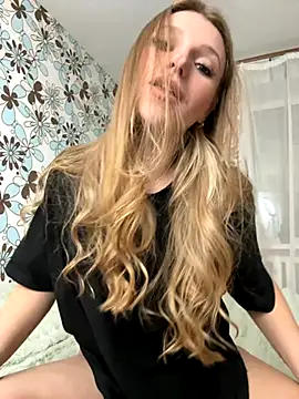 Snapshot of adel_secret chatting on October 15, 9:06 pm adel secret online show from October 15, 9:06 pm