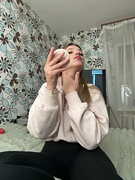 Snapshot of adel_secret chatting on October 8, 8:46 pm adel secret online show from October 8, 8:46 pm