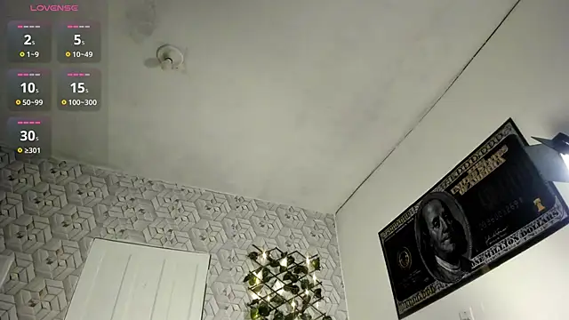 Snapshot of Chica_hot_dirty chatting on September 30, 1:22 am Chica hot dirty online show from September 30, 1:22 am