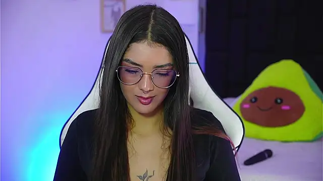 Marianamonroe  online show from February 10, 7:28 pm