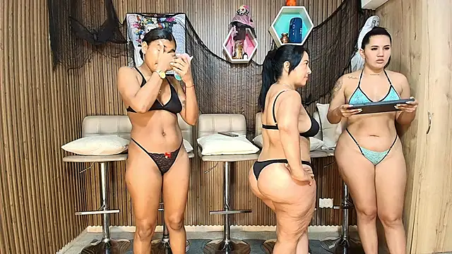 Snapshot of canelasquirt chatting on October 14, 11:13 am canelasquirt online show from October 14, 11:13 am