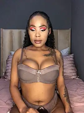 Nicole Liam  online show from October 2, 11:21 pm