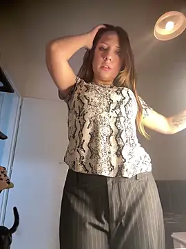 Snapshot of Sashabunny chatting on October 29, 8:00 pm Sashabunny online show from October 29, 8:00 pm