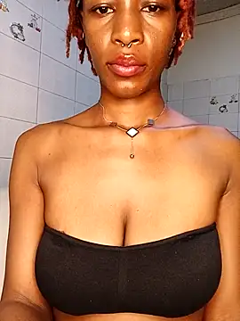 Ayrella02 online show from December 2, 1:18 am