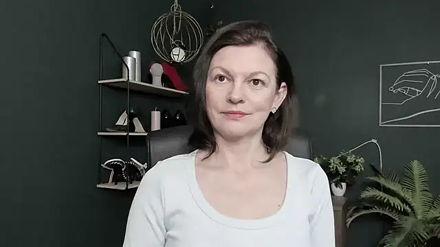 VivianWILD online show from March 19, 7:13 am