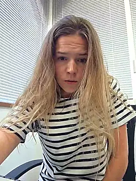 lucie mehott online show from July 28, 11:17 am
