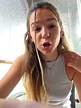 lucie mehott online show from July 23, 8:44 am