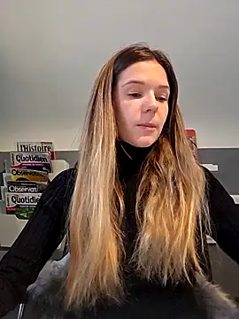 lucie mehott online show from December 2, 8:27 am