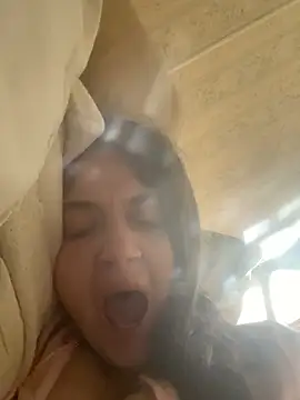 itzcheyduh online show from March 9, 4:32 pm