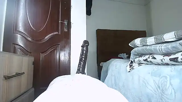 shoshortyy online show from July 2, 4:18 am