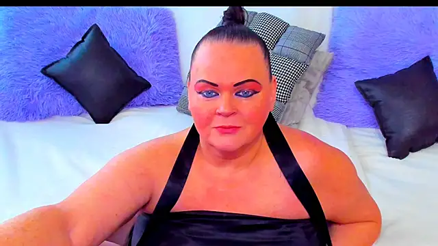 MilanaBiegert online show from November 18, 9:32 am