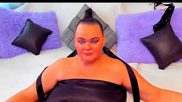 MilanaBiegert online show from November 22, 8:06 am