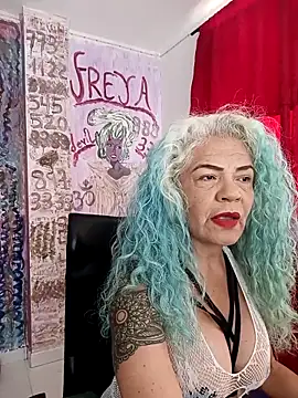 freyadevil333 online show from March 29, 1:32 pm