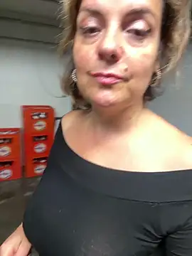 Snapshot of Sunbelxx chatting on September 17, 9:18 am Sunbelxx online show from September 17, 9:18 am