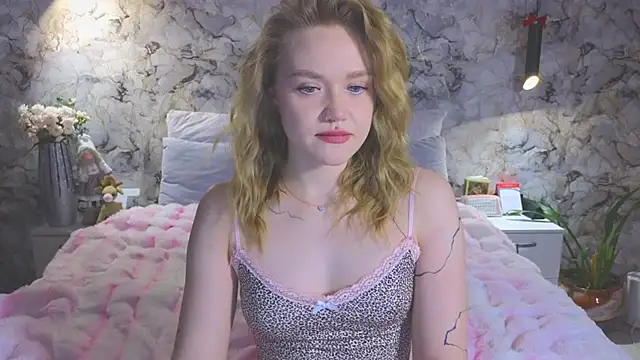 Aurora Golden1 online show from February 21, 5:35 pm