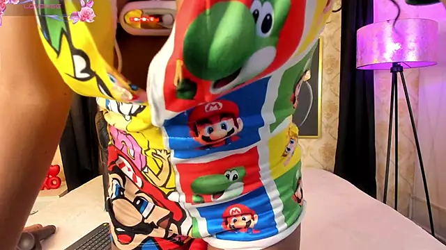 NATALIE PARKERR online show from April 1, 1:34 pm