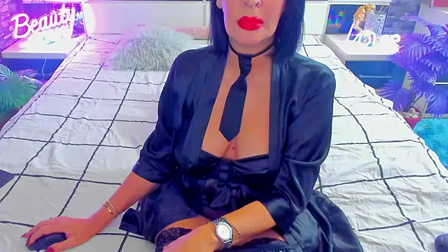 Snapshot of shannon4u chatting on September 27, 2:24 pm shannon4u online show from September 27, 2:24 pm