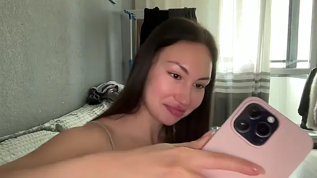GIGI BENNET online show from September 13, 5:26 am