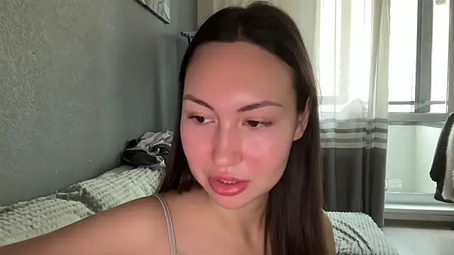 GIGI BENNET online show from September 14, 5:27 am