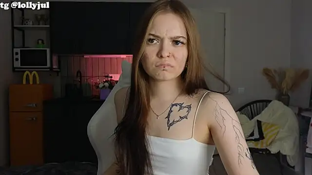 doll lol  online show from October 13, 3:14 pm