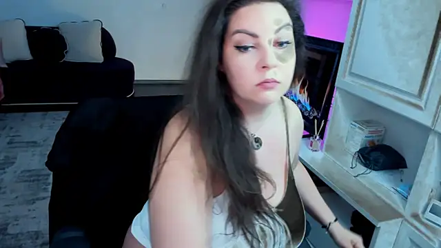 KlaraHope online show from May 3, 9:29 pm