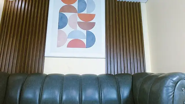 Nicole Ramires online show from January 5, 5:27 pm