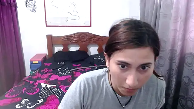 Snapshot of LadyMilk003 chatting on October 29, 5:37 pm LadyMilk003 online show from October 29, 5:37 pm