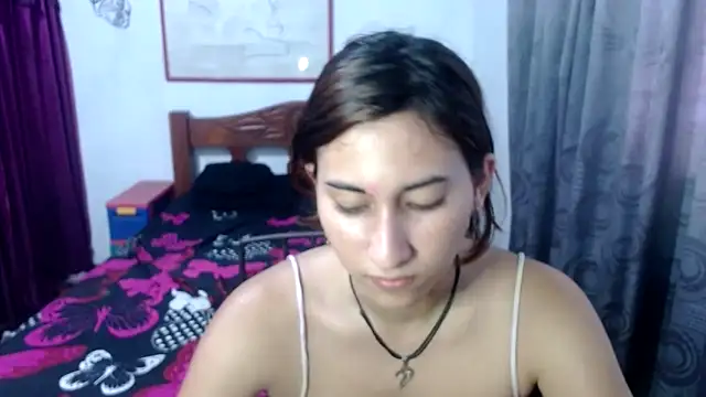 Snapshot of LadyMilk003 chatting on November 1, 5:39 pm LadyMilk003 online show from November 1, 5:39 pm