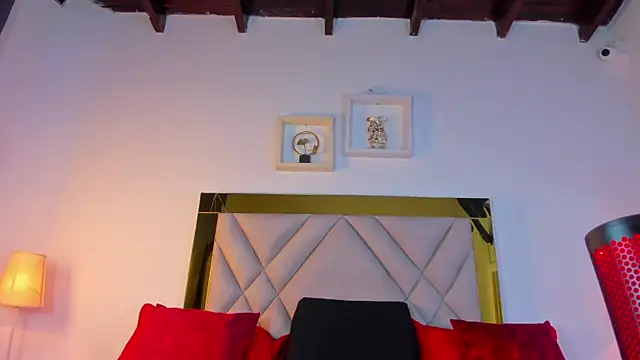 nicole grace0 online show from October 6, 12:11 pm