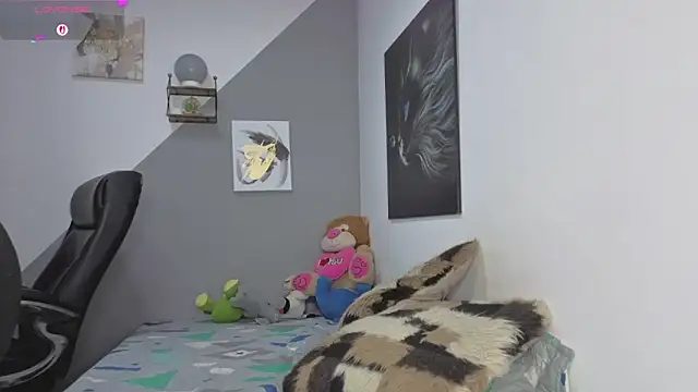 charlotte 002 online show from October 31, 2:57 am