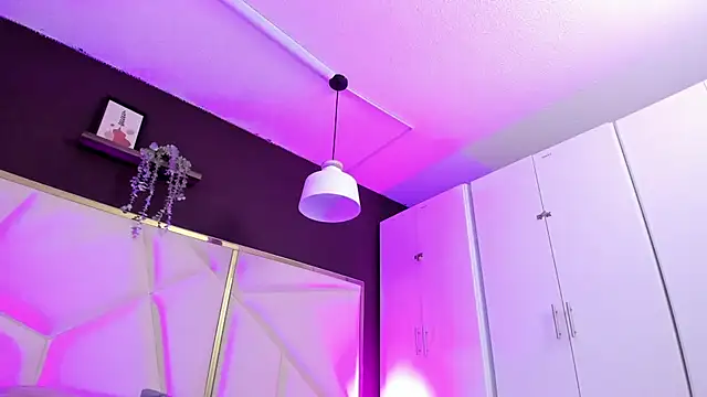 April bowie online show from November 14, 11:21 am