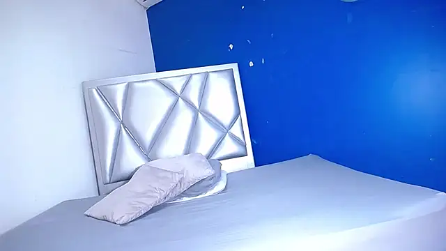 exotic karmella online show from October 6, 8:24 pm