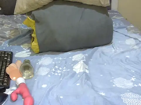 Snapshot of Babysiara1 chatting on October 5, 7:24 am Babysiara1 online show from October 5, 7:24 am