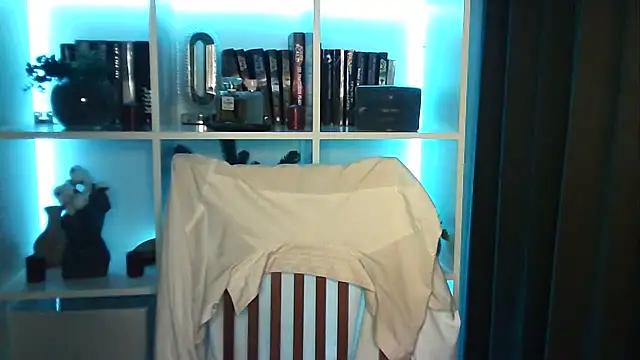 X Alisa online show from March 28, 7:46 pm