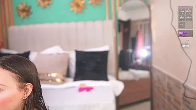 Snapshot of katlyn_martins chatting on October 20, 6:44 pm katlyn martins online show from October 20, 6:44 pm