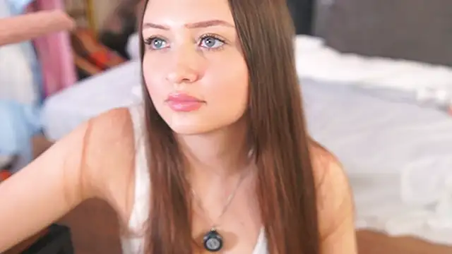 Snapshot of katlyn_martins chatting on October 25, 8:05 pm katlyn martins online show from October 25, 8:05 pm