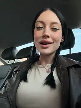 Melissa crazy online show from March 21, 4:12 pm