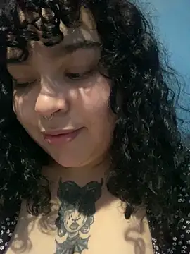 Kimberliprivv online show from May 5, 6:22 pm
