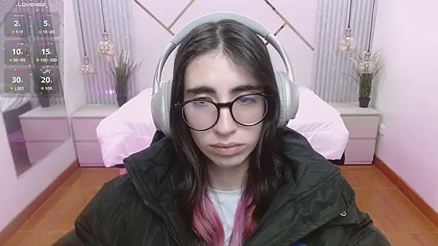 LenaRoses online show from September 29, 8:03 pm