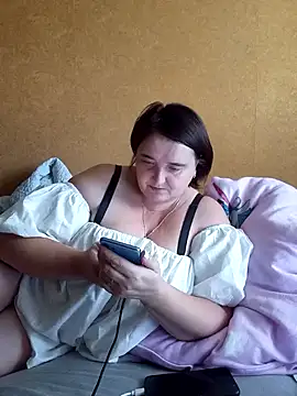 Snapshot of Liluboobs chatting on October 21, 10:08 am Liluboobs online show from October 21, 10:08 am