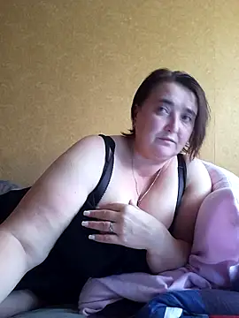 Snapshot of Liluboobs chatting on October 28, 7:47 am Liluboobs online show from October 28, 7:47 am