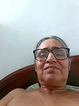  candi online show from January 18, 8:27 pm