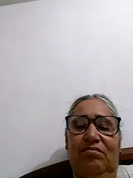  candi online show from March 21, 12:15 am