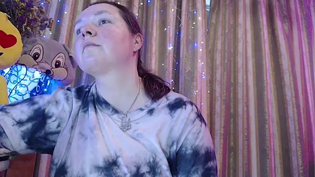 amorelara online show from April 13, 11:55 am