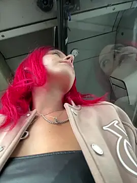 Snapshot of RiriRoseey chatting on September 26, 7:50 am RiriRoseey online show from September 26, 7:50 am